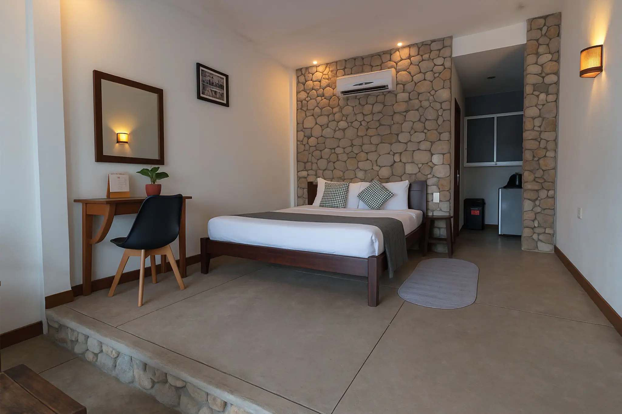 Double Room with Pool View 4